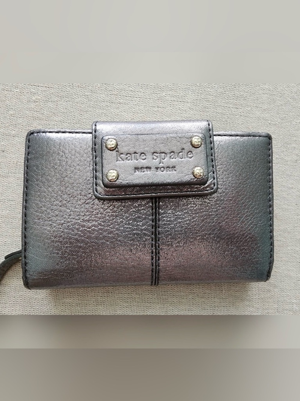 Kate Spade Silver Wallet